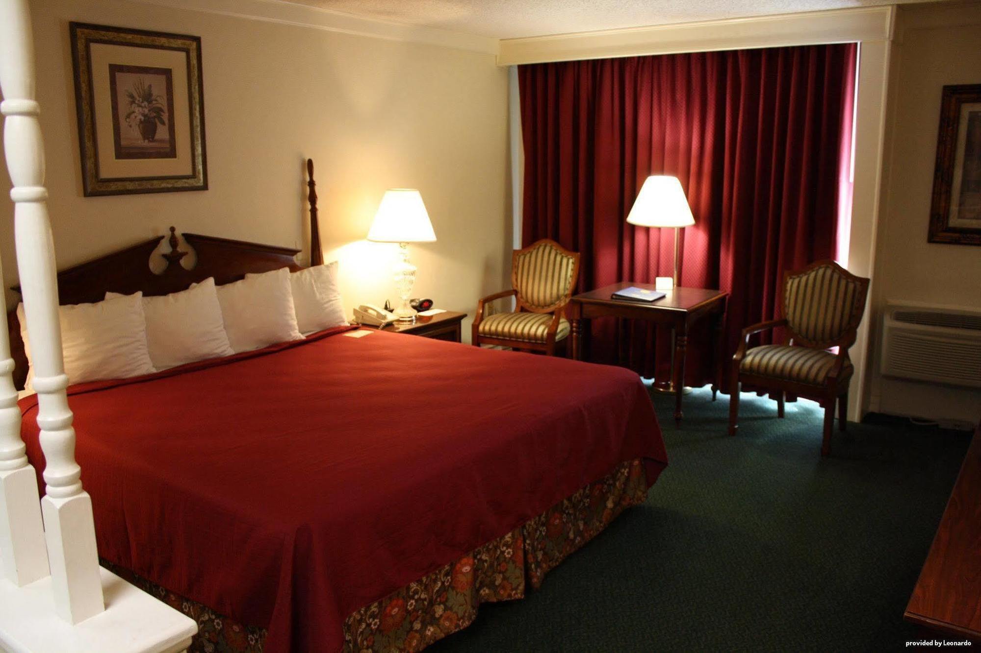 Osage Creek Lodge Eureka Springs Room photo